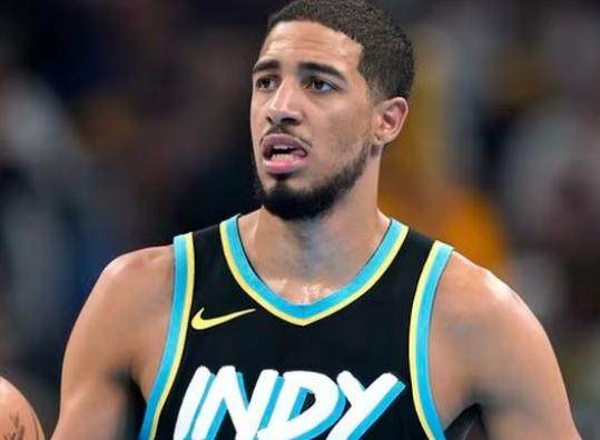 亚博体育-180俱乐部+助攻王 3年前勇士为何瞧不上哈里伯顿？