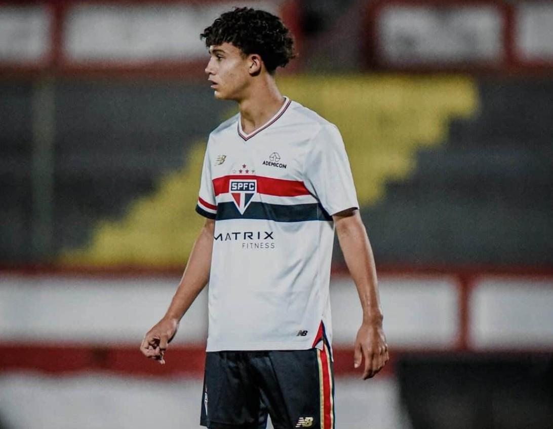 yabo-斯基拉：巴萨、国米、米兰看上圣保罗16岁前腰扎巴雷利